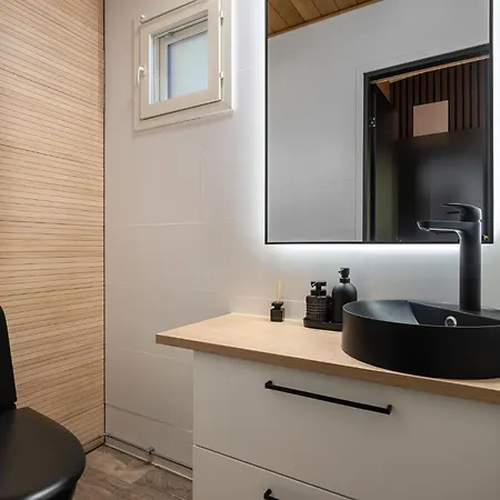 Bredvikbastu&inn Espoo