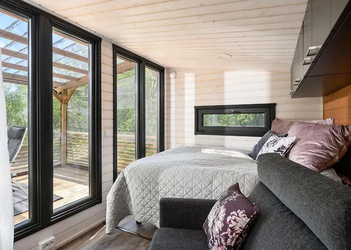 Lomamökit Bredvikbastu&inn Espoo